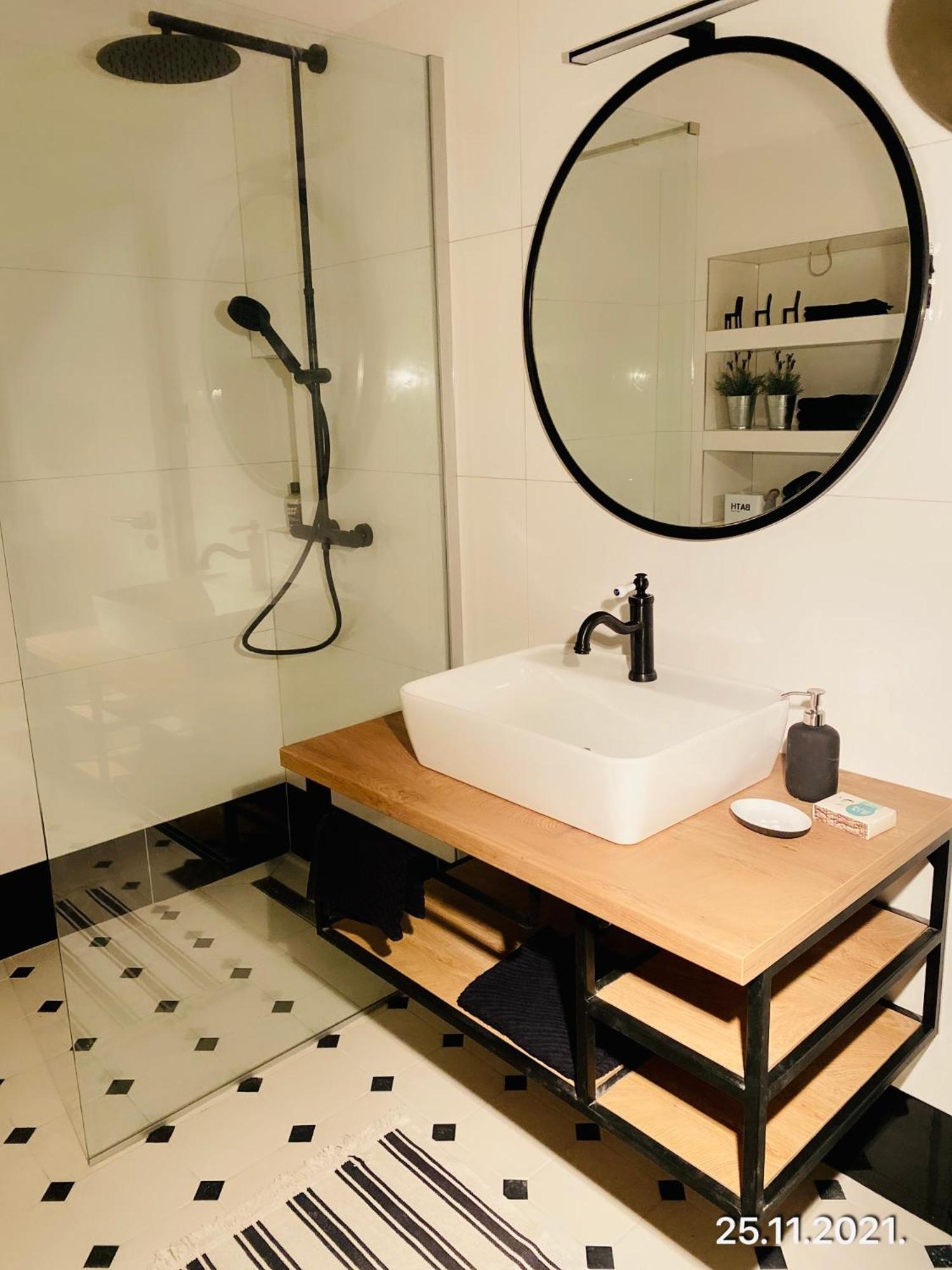 Apartament House Paula Klek Zewnętrze zdjęcie
